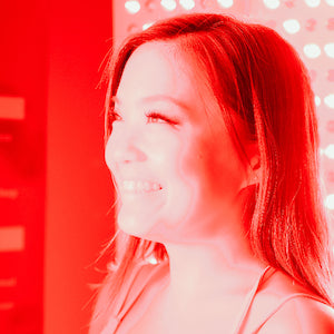 Comparing Red Light Therapy to Traditional Medical Treatments