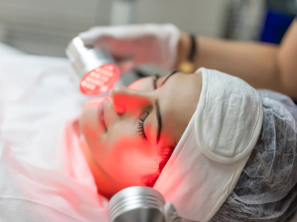 Enhancing Cosmetic Results with Red Light Therapy